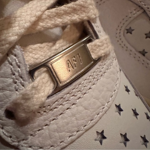 NEW Nike Air Force 1 Mid Cut Out Stars Summit White - Picture 9 of 11